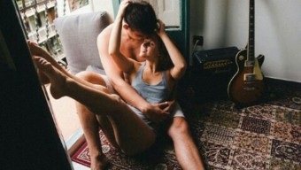 Không Có Người Đàn Ông Tốt Nào Lại Để Người Mình Yêu Làm Người Thứ Ba Đâu, Cô Gái!