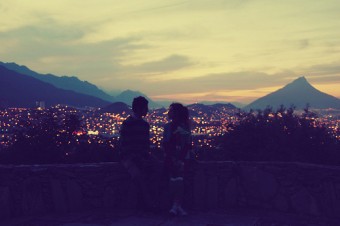 Sẽ Thật Khó Để Yêu Một Cô Gái Mang Tâm Hồn Tổn Thương Và Trái Tim Đầy Vết Xước...