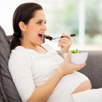 "Điểm mặt" những loại thực phẩm mẹ bầu nên tránh để không gây hại cho con