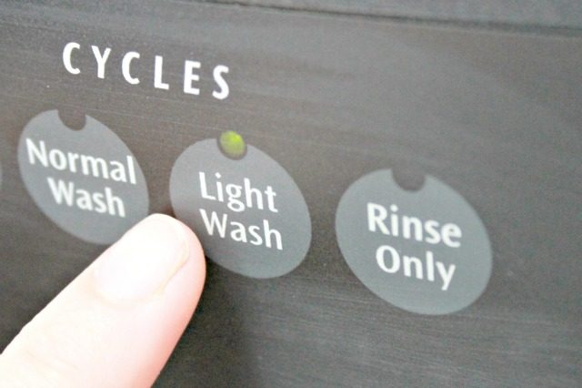 Chiếc máy rửa bát đĩa nhà bạn sẽ không còn mùi khó chịu với những thao tác sau
4
