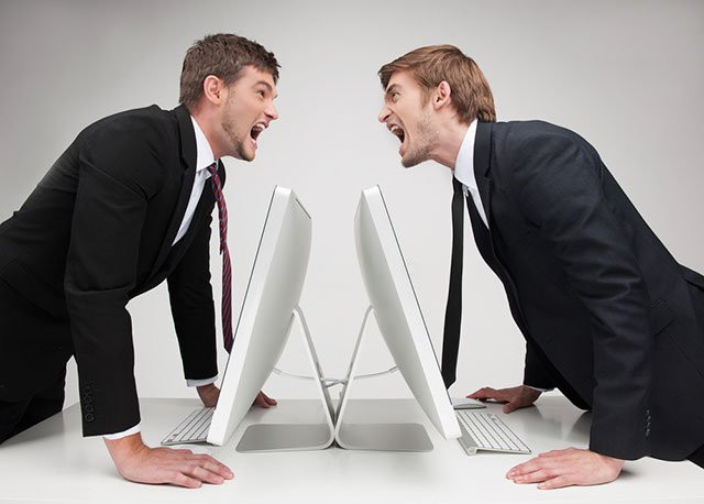 Phải làm gì khi mối quan hệ giữa nhân viên và sếp căng thẳng?
1