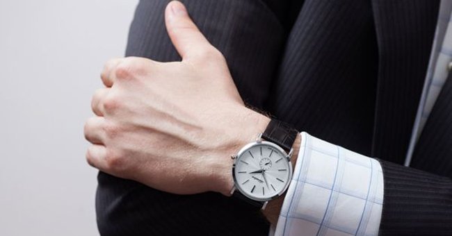 Bạn đã biết cách đeo đồng hồ sao cho đẹp chưa?
5