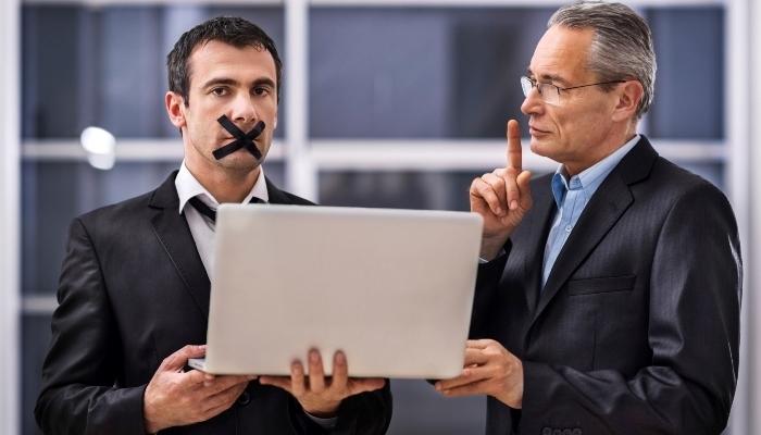 4 dấu hiệu chứng tỏ bạn đang nói quá nhiều tại nơi làm việc
1