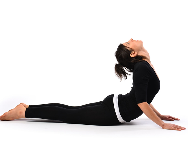 Một số động tác YOGA ở mức cơ bản mà ai cũng có thể làm được
7