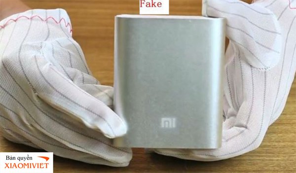 Cách nhận biết pin dự phòng Xiaomi chính hãng và nhái
4