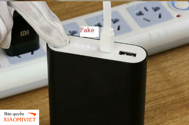 Cách nhận biết pin dự phòng Xiaomi chính hãng và nhái
10