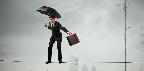 Chọn thế nào giữa “việc bạn làm tốt nhất” và “việc bạn yêu thích nhất”? - Có nên bỏ việc để theo đuổi đam mê?
0