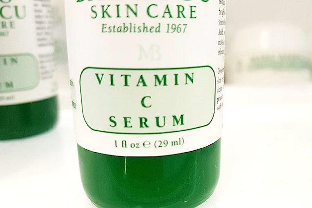 Hiểu đúng về lợi ích và cách sử dụng vitamin C để chăm sóc da
0