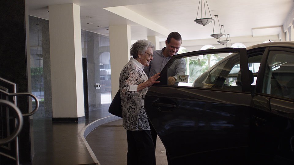 Uber hoạt động ra sao? - Giải mã Uber
3