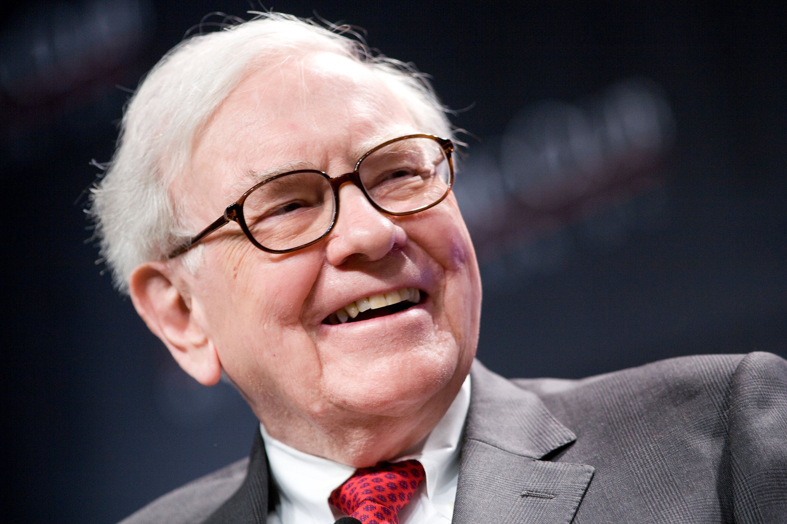 9 nguyên tắc "bất thành văn" của Warren Buffett
1