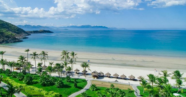 
                        10 địa điểm du lịch không thể bỏ qua khi tới Việt Nam
                     6