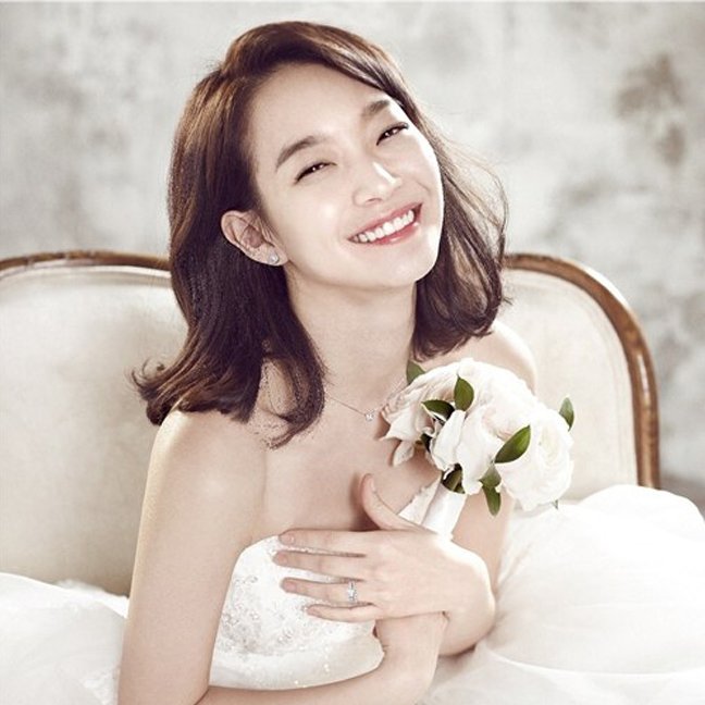 7 kiểu tóc đẹp nhất cho cô dâu trong ngày cưới
15