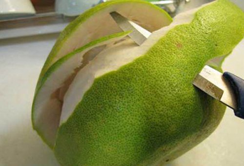 Cách làm chó bông bằng bưởi trang trí mâm ngũ quả Trung thu
0