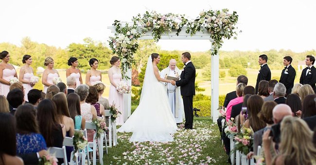 Chọn váy cưới thế nào để phù hợp với cô dâu?
2