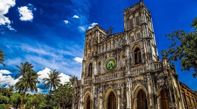 Những địa điểm lý tưởng hưởng tuần trăng mật lãng mạn tại miền Trung
8