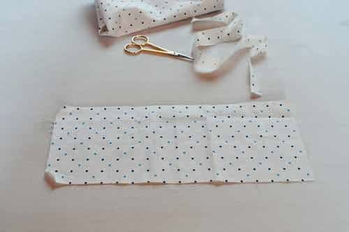 Cách làm chun buộc tóc tai thỏ tặng em gái nhân ngày 20 – 10
9