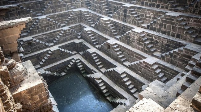 
                        7 kỳ quan tuyệt đẹp trên thế giới có thể bạn chưa từng biết đến
                     3