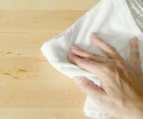 Tổng hợp các cách làm sạch thớt gỗ đơn giản và hiệu quả
7