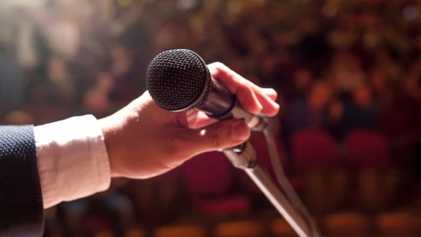 Giọng nói trong giao tiếp và làm thế nào để có một giọng nói hay?
2