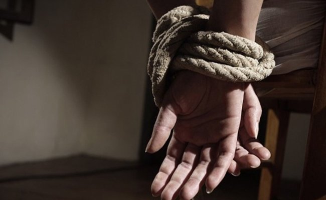 Làm gì để bảo đảm tính mạng trong những tình huống bị kẻ xấu tấn công?
5