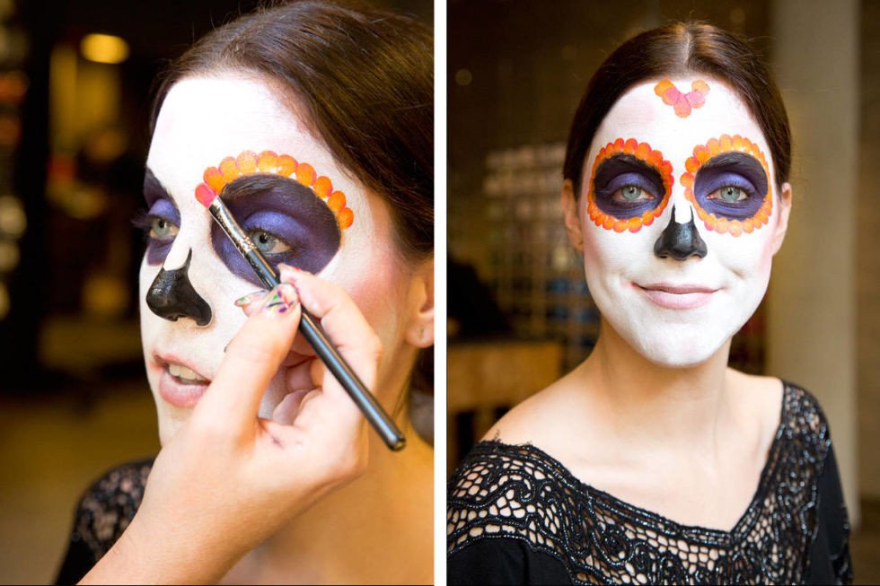 
                        Cách vẽ mặt nạ bí ẩn, cuốn hút cho đêm Halloween
                     5