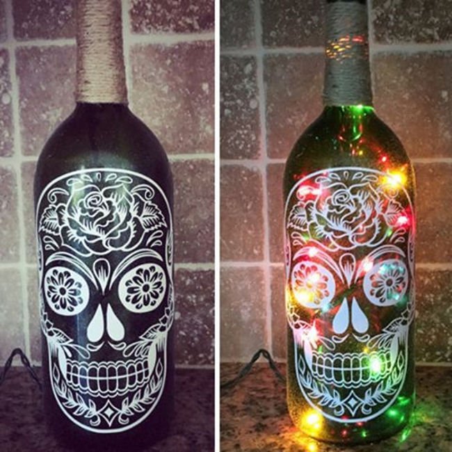 Cách trang trí halloween ấn tượng bằng chai lọ cũ
10