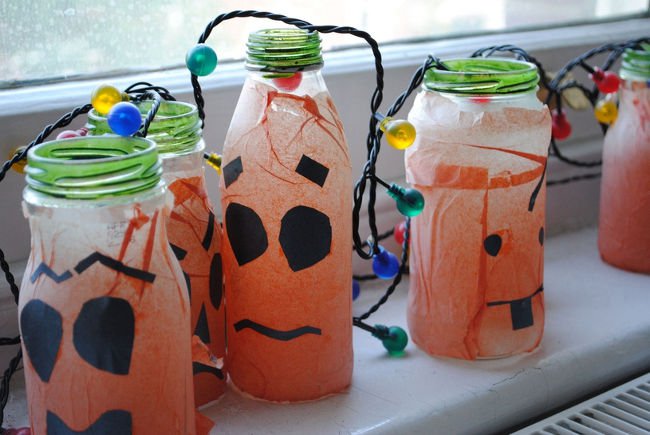 Cách trang trí halloween ấn tượng bằng chai lọ cũ
16