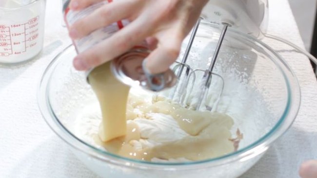 Hướng dẫn cách làm kem đơn giản không cần dùng đến máy làm kem
6