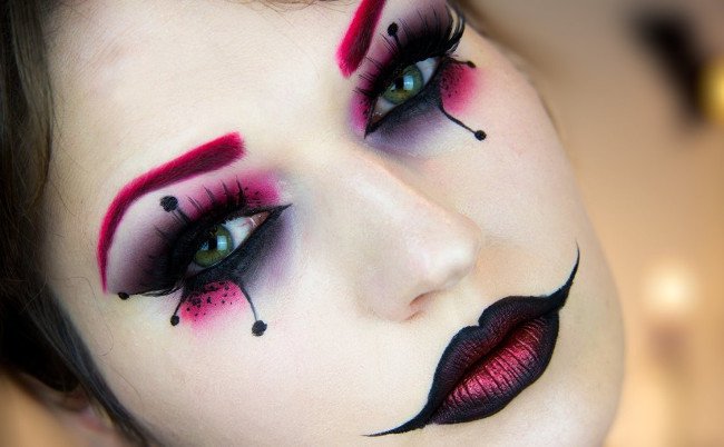 Bí quyết trang điểm Halloween cực ấn tượng chỉ trong 5 phút
1