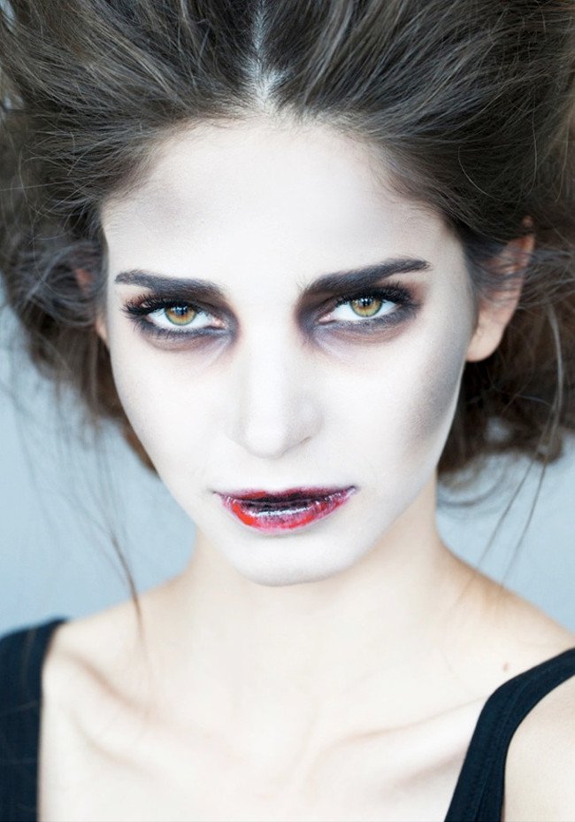 Bí quyết trang điểm Halloween cực ấn tượng chỉ trong 5 phút
4