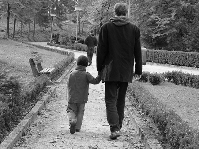 Hãy luôn kính trọng cha mẹ của bạn khi họ về già, bởi vì....