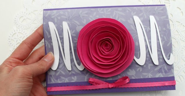 Cách làm thiệp hoa hồng 20 – 10 đơn giản tặng mẹ
7