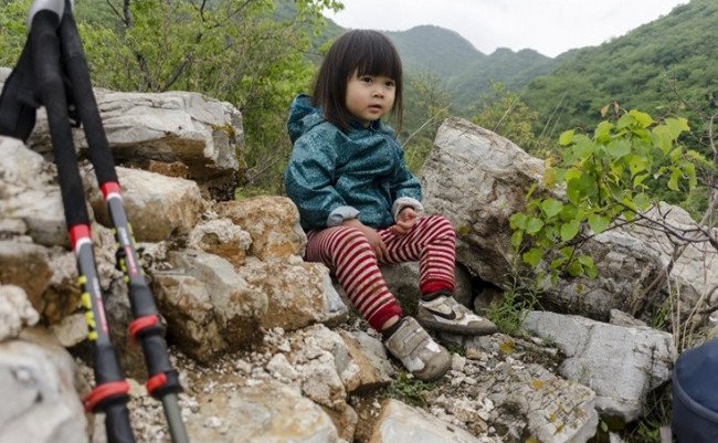 
                        Điều quý giá người cha Trung Quốc đã học được sau chuyến du lịch cùng cô con gái 2 tuổi
                     4