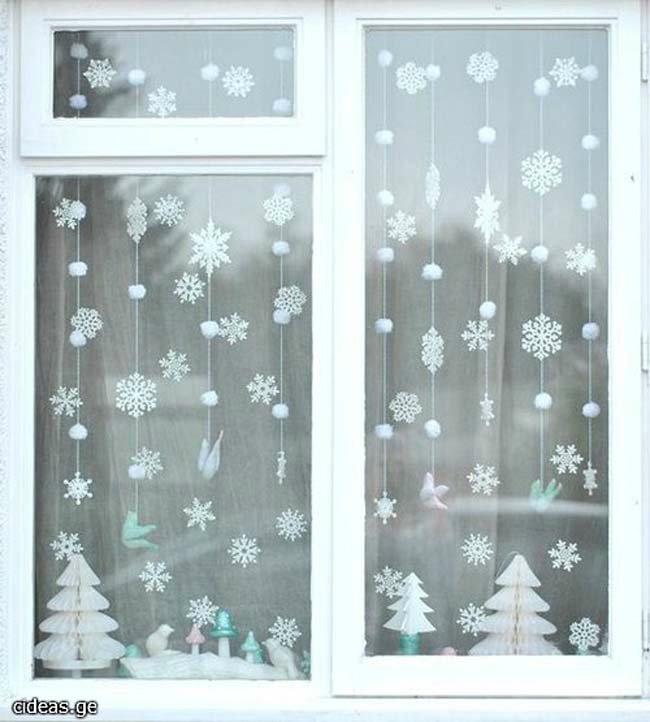 Cách cắt hoa tuyết bằng giấy trang trí Giáng sinh theo nghệ thuật kirigami của Nhật Bản
21