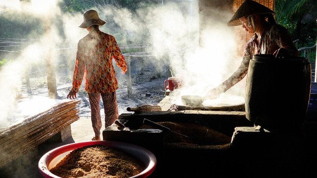 Hành trình khám phá lịch sử và văn hóa Việt Nam bằng xe máy
21