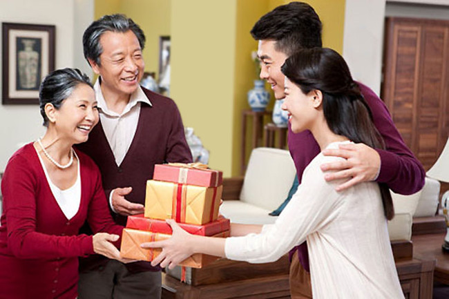 Gợi ý chọn quà biếu Tết ý nghĩa
5