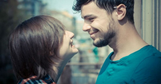 5 điểm khác biệt giữa tình yêu đích thực và sự quyến luyến
3