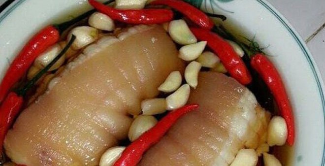 Cách làm 4 món thịt ngâm mắm tỏi chua ngọt thơm ngon ngày Tết
7