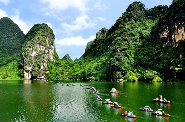 
                        Các địa điểm chơi thú vị Tết dương lịch gần Hà Nội
                     4