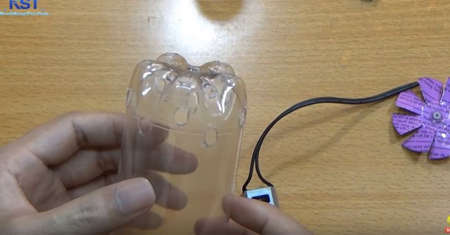 Tự chế máy hút bụi cầm tay dễ không tưởng
7