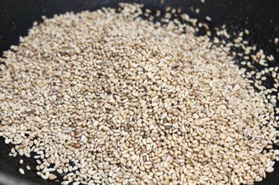 
                        Cách làm các loại kẹo ngon và đơn giản tại nhà
                     12