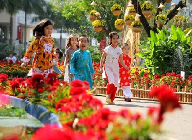 Những bài thơ chúc Tết hay và ý nghĩa xuân Đinh Dậu
1