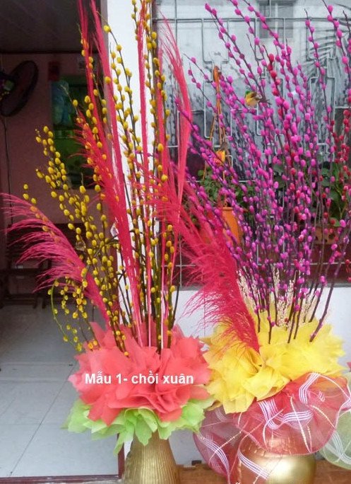 Hướng dẫn cắm nụ tầm xuân độc đáo chơi Tết
7