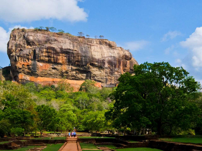 Trải nghiệm chuyến đi thú vị qua Sri Lanka
6