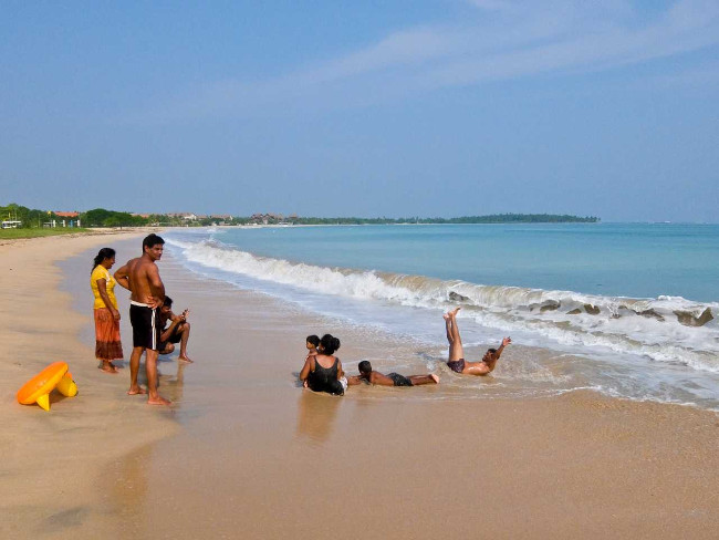 Trải nghiệm chuyến đi thú vị qua Sri Lanka
9