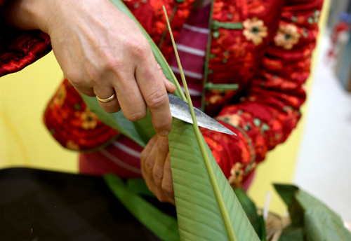 Hướng dẫn cách gói bánh chưng truyền thống vuông, đẹp cho ngày Tết
3