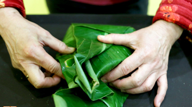 Hướng dẫn cách gói bánh chưng truyền thống vuông, đẹp cho ngày Tết
10