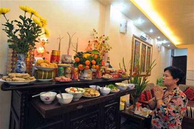 Cách bày mâm cúng giao thừa để tài lộc cả năm
1