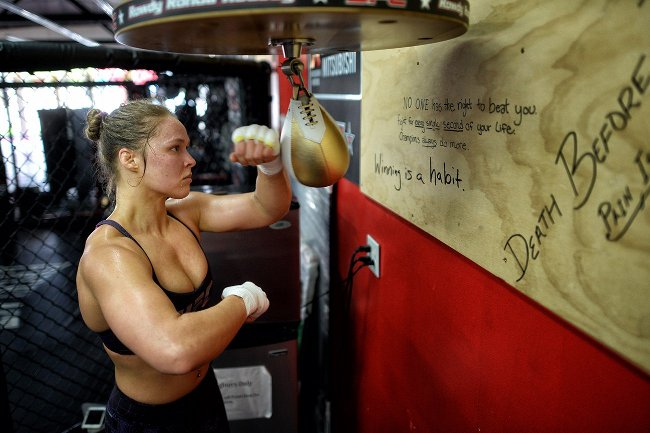4 bài học cuộc sống rút ra từ thành công của nữ võ sĩ Ronda Rousey
2