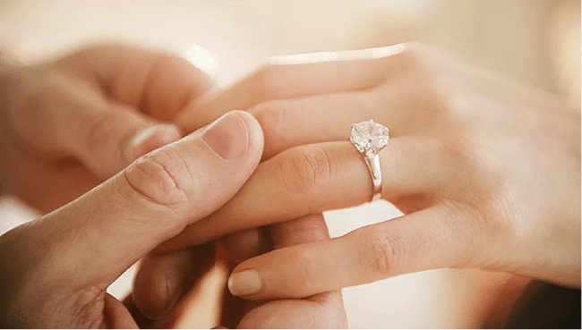 Những món quà không nên tặng trong ngày Valentine
2